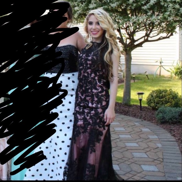 Custom handmade lace dusty rose prom gown/dress - Picture 7 of 8